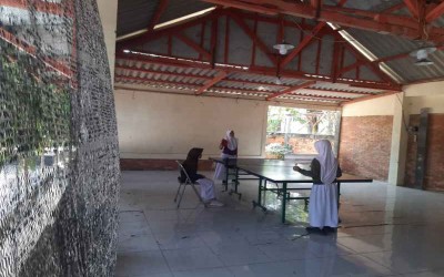 Tim Tenis Meja Putri MIN 11 Gunungkidul Intensif Berlatih Jelang KOSMA Kabupaten